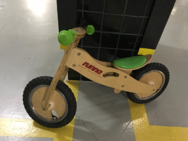 Bicicleta infantil runna sem pedal - Foto 3