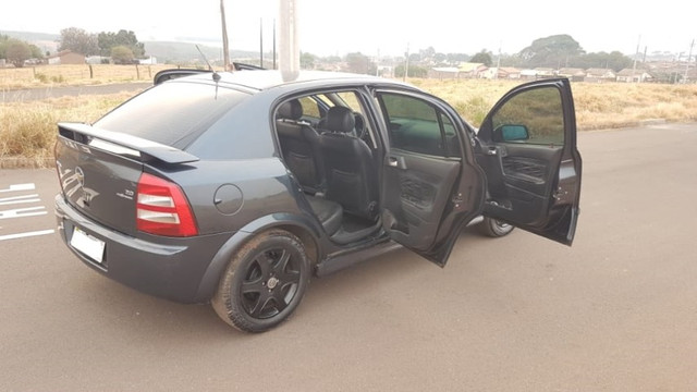 Astra cinza completo 4portas 2.0 GM - Foto 8