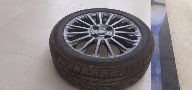 Rodas e pneus seminovos (zerados) aro 16 Ford  - Foto 2