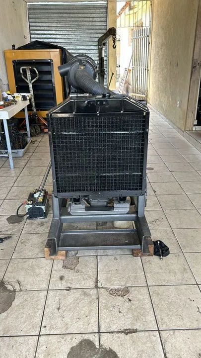 Grupo Gerador a diesel  de 55kVA - Foto 2