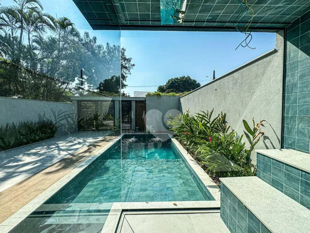 Casa com 5 quartos à venda, 453 m² por R$ 4.900.000 - Barra da Tijuca - Rio de Janeiro /RJ