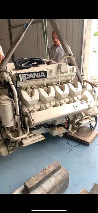 DOIS MOTORES MARÍTIMOS SCANIA 500 hp cada DIESEL 