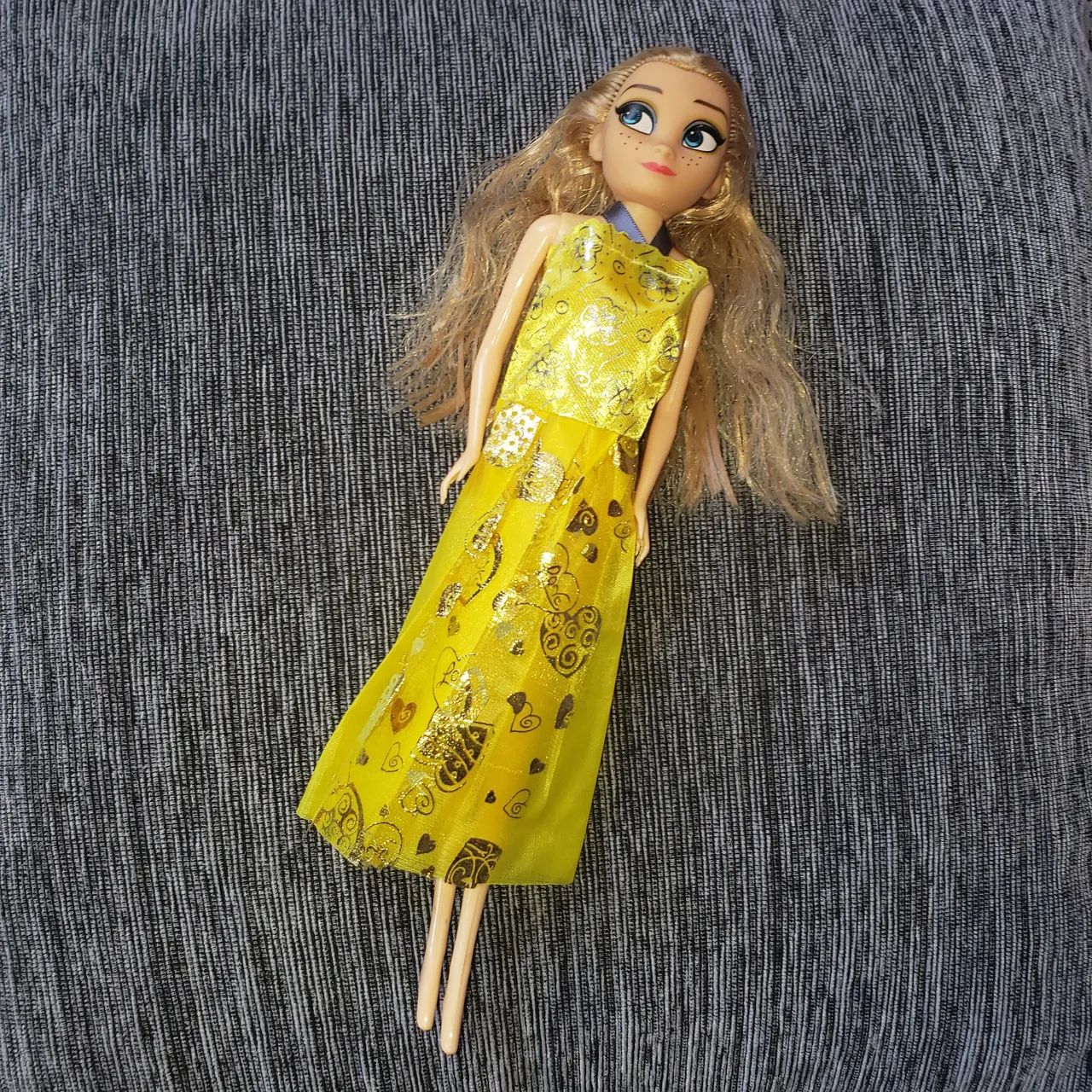 Boneca de Brinquedo com Vestido lote por 40,00  - Foto 2