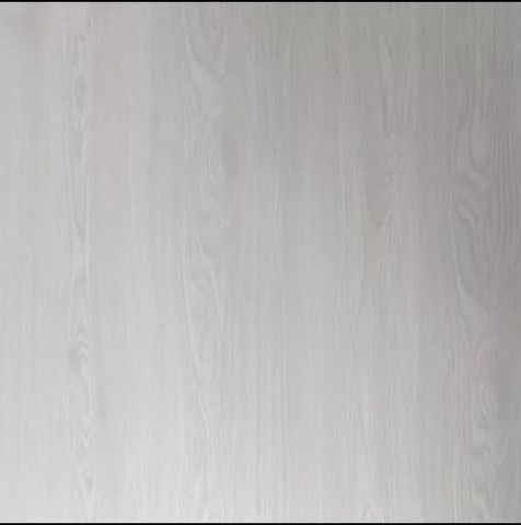 Piso vinílico clicado amadeirado Off white - Foto 2