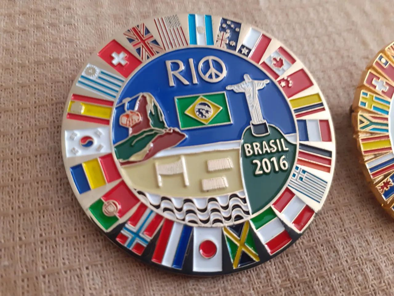 PIN RIO 2016 GRANDE COM CORDAO OLIMPÍADAS ESPORTE - Foto 5