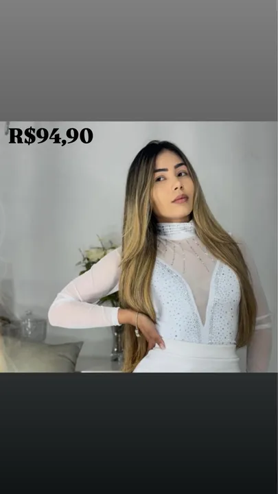 Body branco com pedrarias