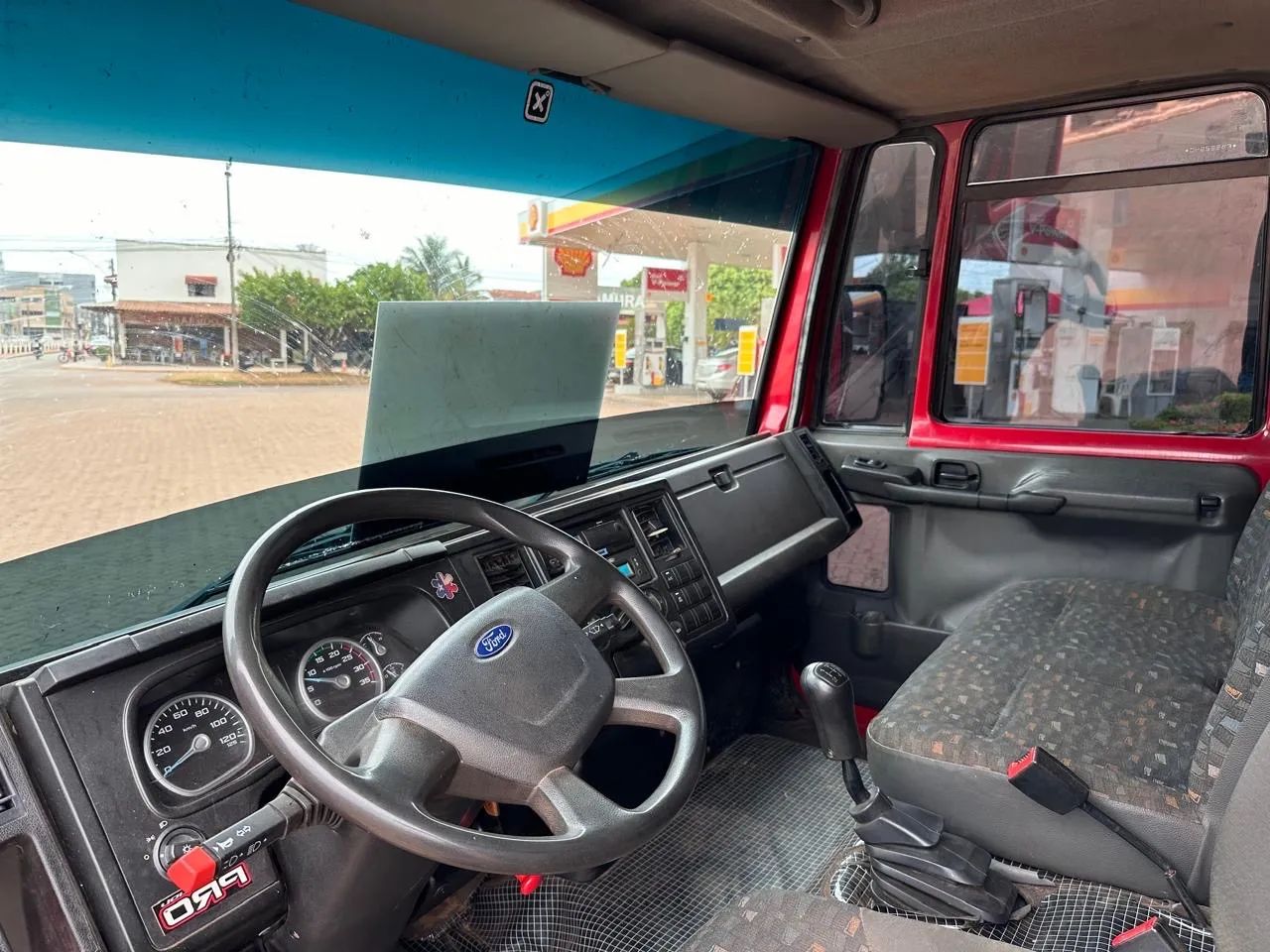 Cargo 1119 2015 com ar  - Foto 4