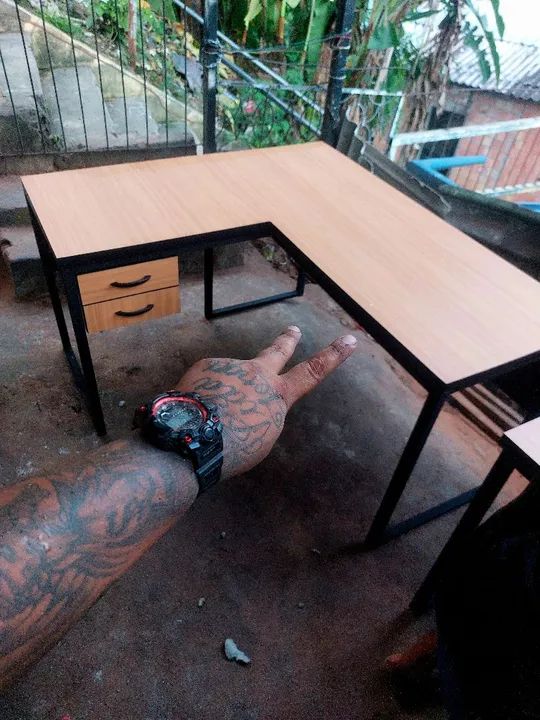 Mesa em L estilo industrial  - Foto 3