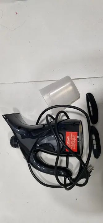 Passadeira a Vapor Portátil Suggar - Ideal para Roupas e Tecidos