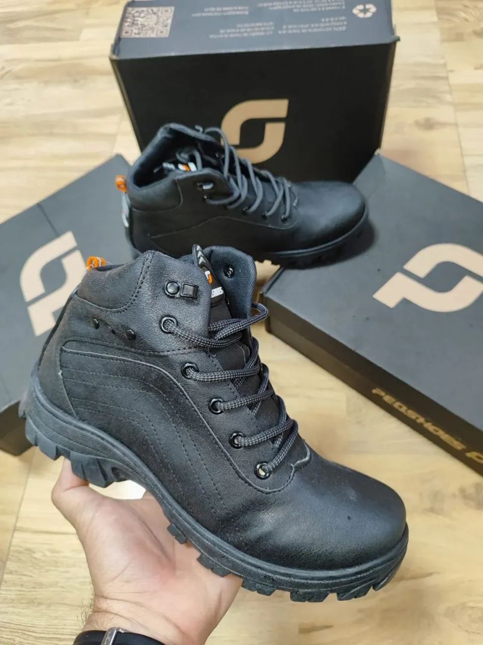 BOTA COTURNO PEDSHOES PRETA PARA TRABALHO 