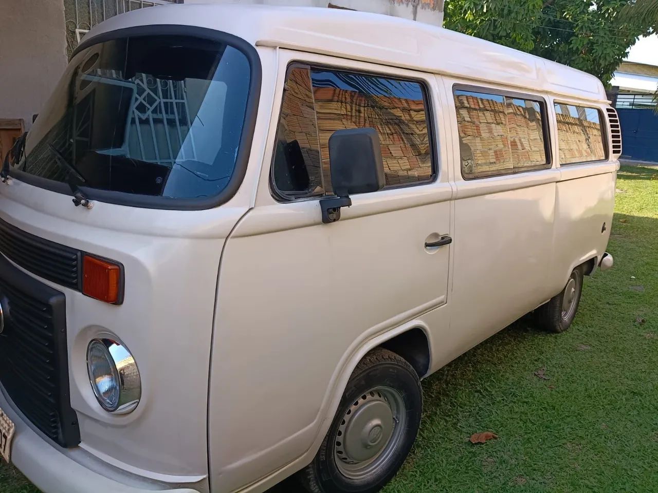 Vendo minha Kombi top 2009 - Foto 2