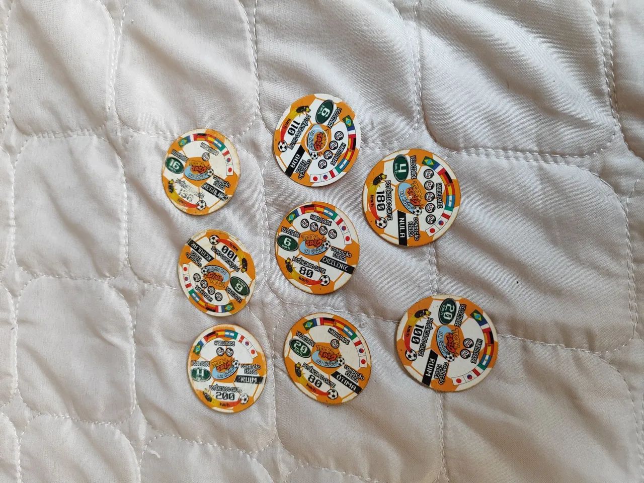 Tazos "Copa Cartoon Network" A vaca e o frango - Foto 2