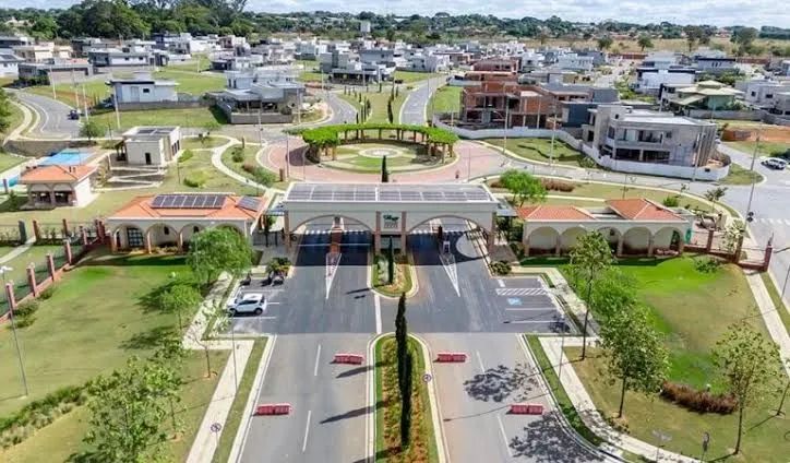 Lote no Condomínio Villagio Toscana -371,08 m²