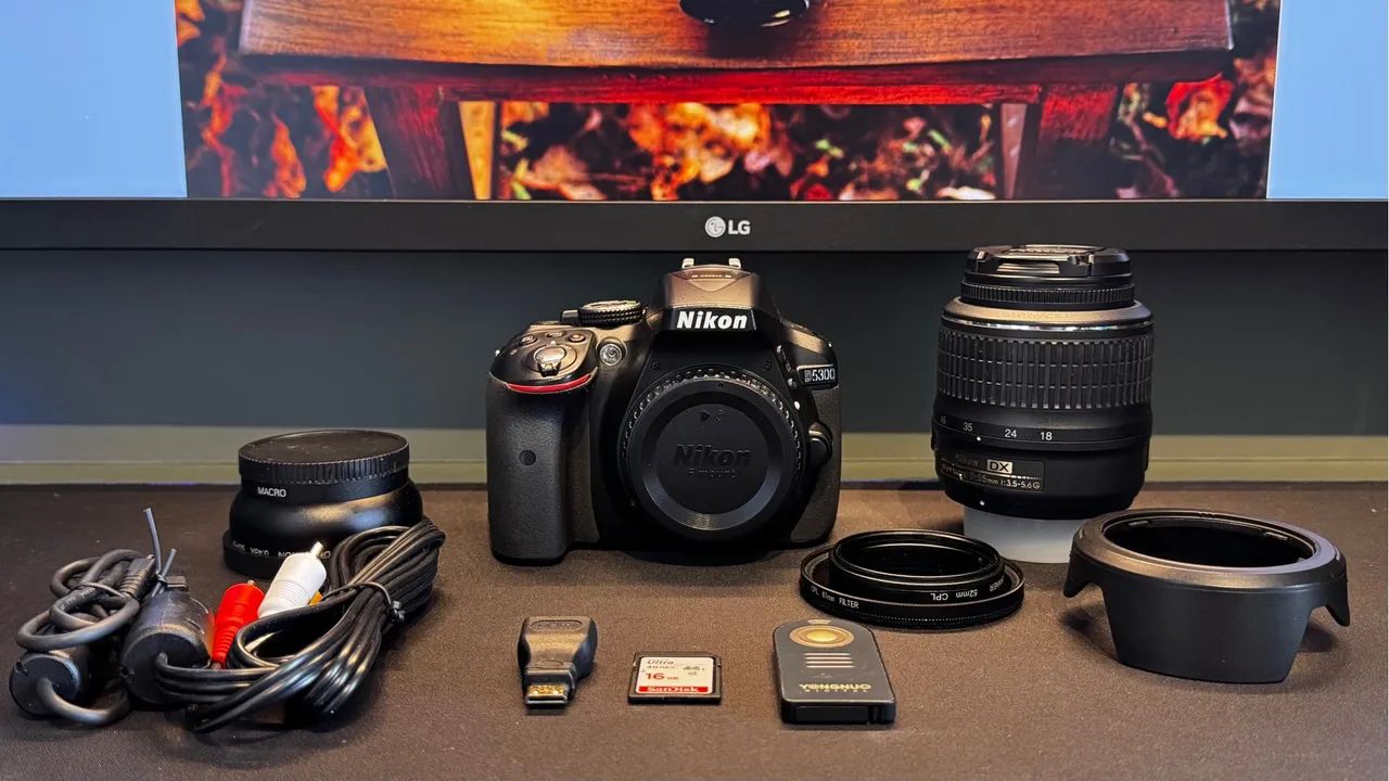 Camera NIKON D5300 kit 18-55mm