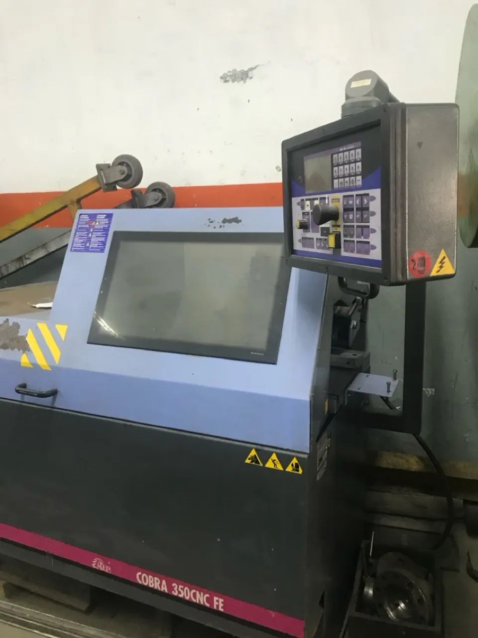 Serra para alumínio automática  - Foto 6