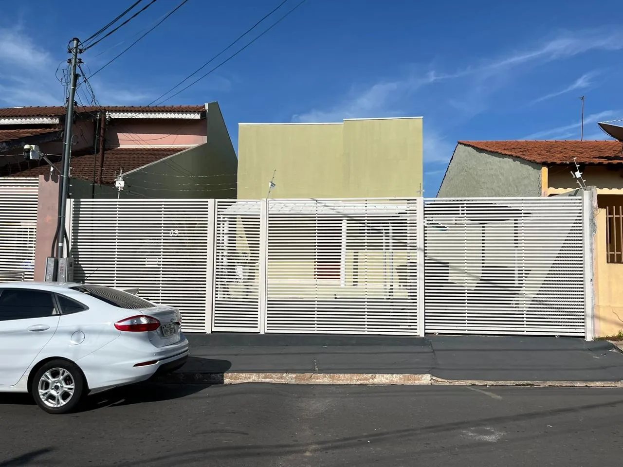 Vendo Casa no Bairro Canelas - VG (300 m2 de Terreno) - OPORTUNIDADE