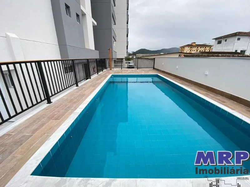 Apartamento novo á venda no Centro de Ubatuba. 3 dormitórios. Com varanda gourmet e piscin
