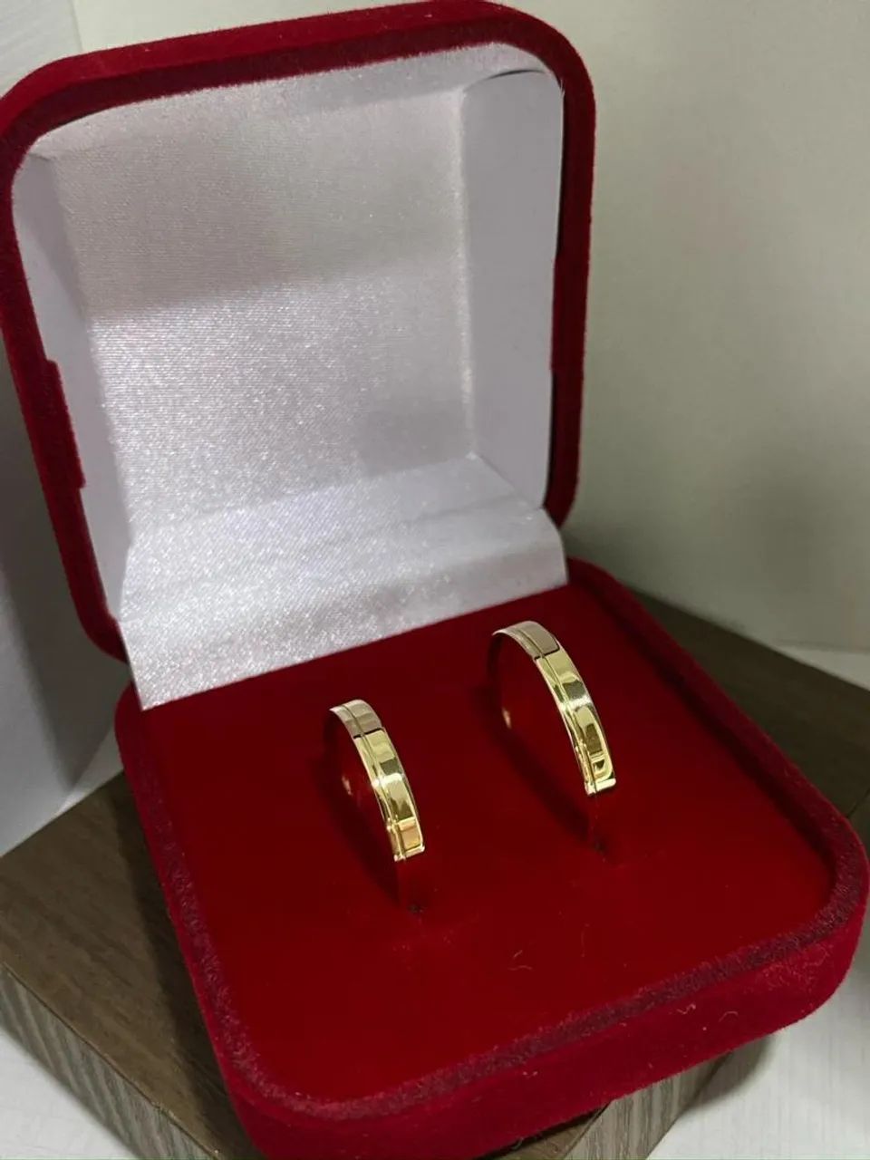 Confecção de alianças 18k  - Foto 2