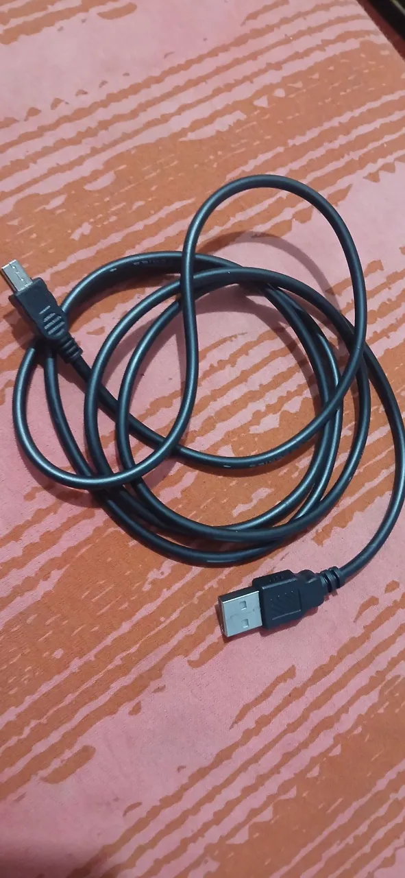 Cabo USB para equipamentos de áudio