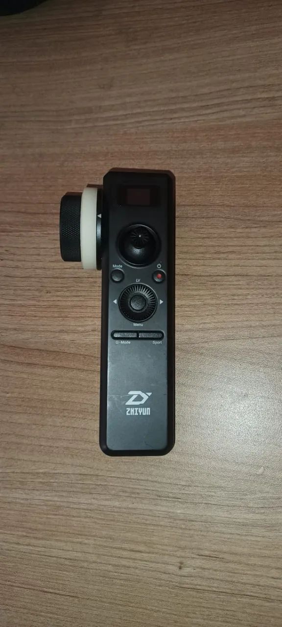 Crane 2+follow focus+ Suporte two handle+ Controle remoto para follow focus+ 3 pillhas - Foto 4