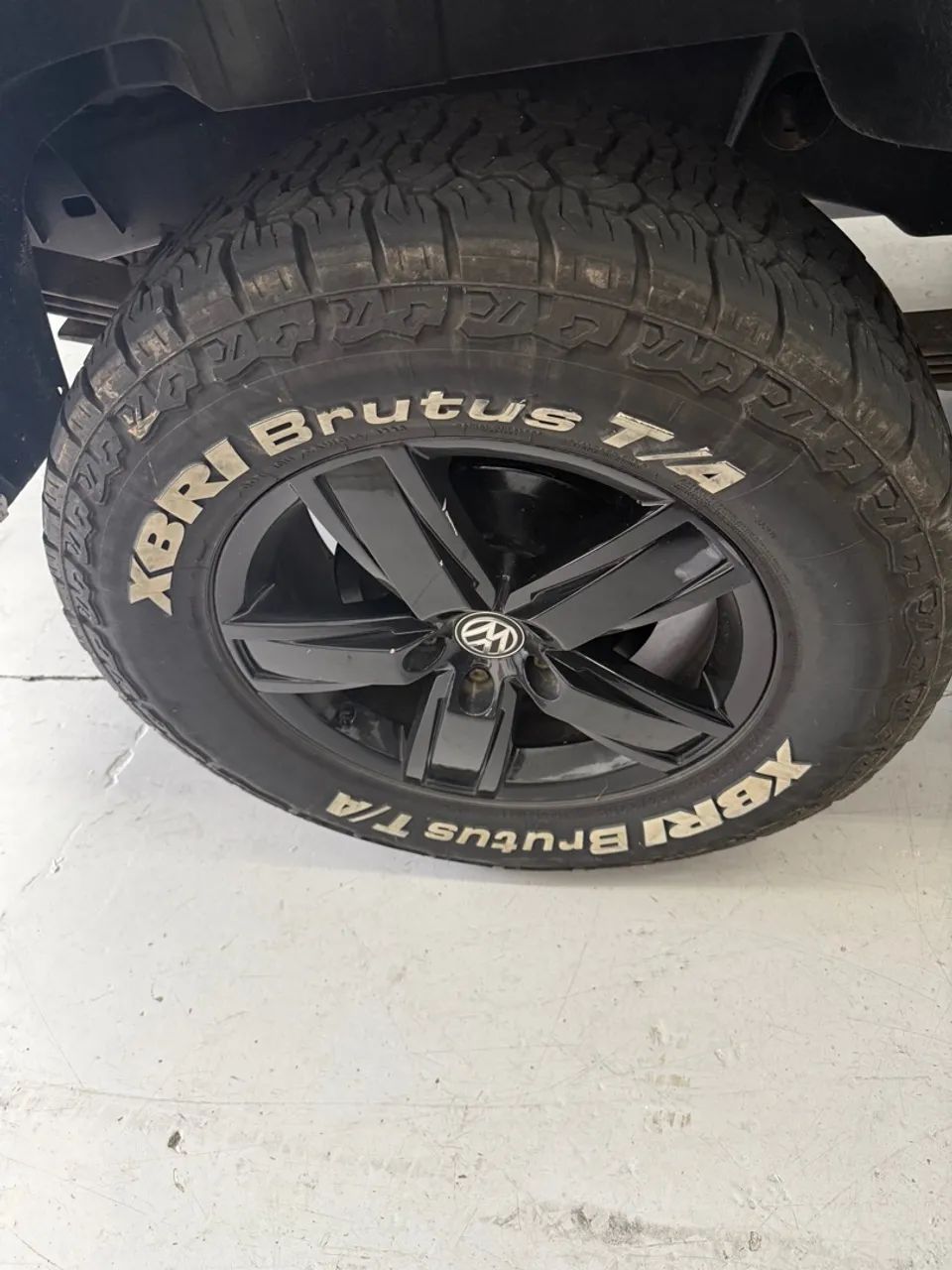 Rodas amarok Aro 18 Originais Pneus Biscoito  - Foto 3