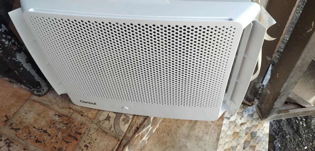Ar condicionado Consul 10 mil BTUs semi.novo 590,00 - Foto 4