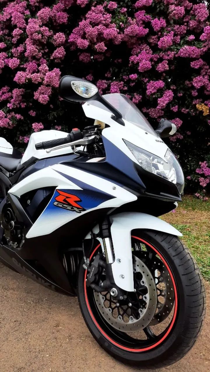 GSX-R 750 2013 SRAD com 18mil km - Foto 2