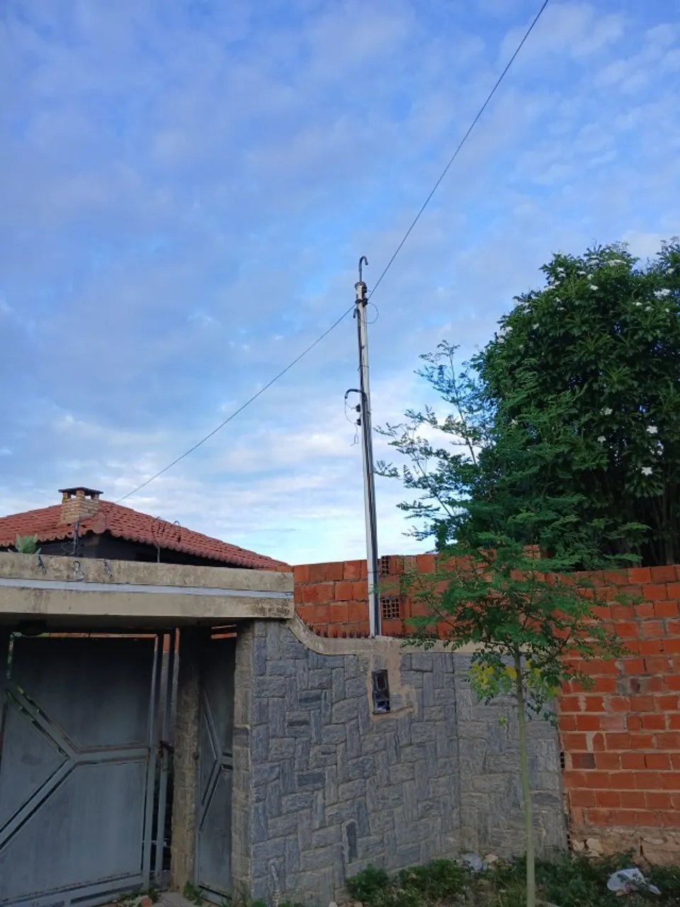Alugo casa em Parnaíba 3 quartos