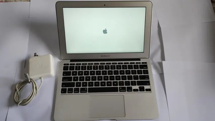 Macbook Air 2011 Mojave Versão 10.14.6 Ótimo Estado Cinza - Foto 4