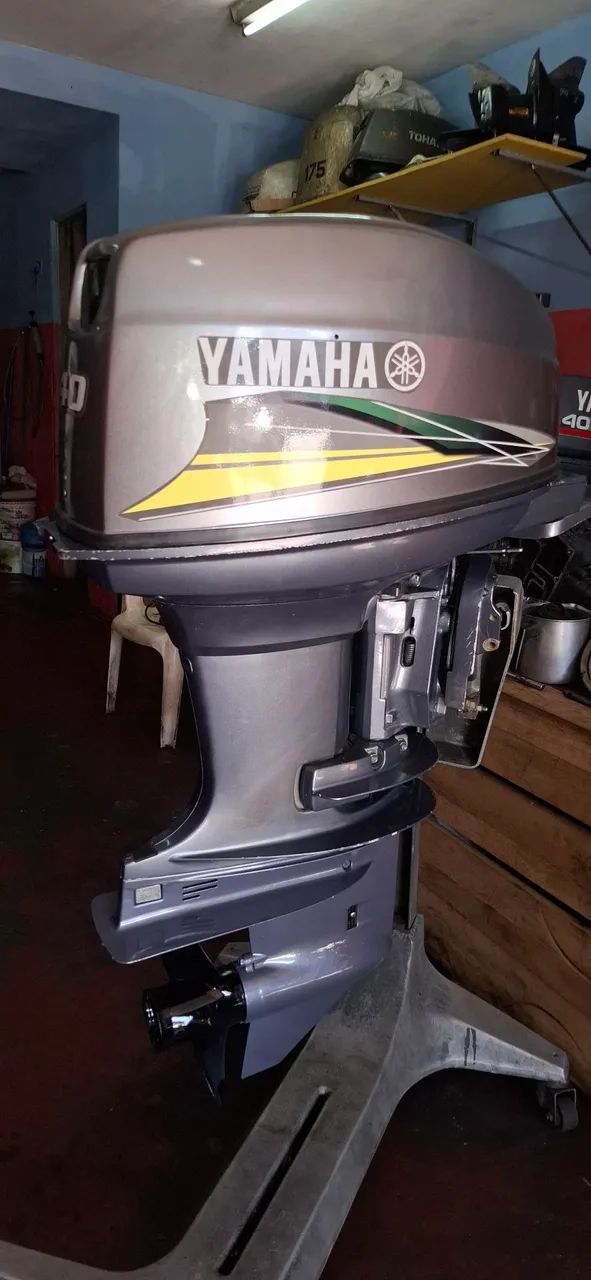 MOTOR 40HP YAMAHA 2T MANUAL  - Foto 2