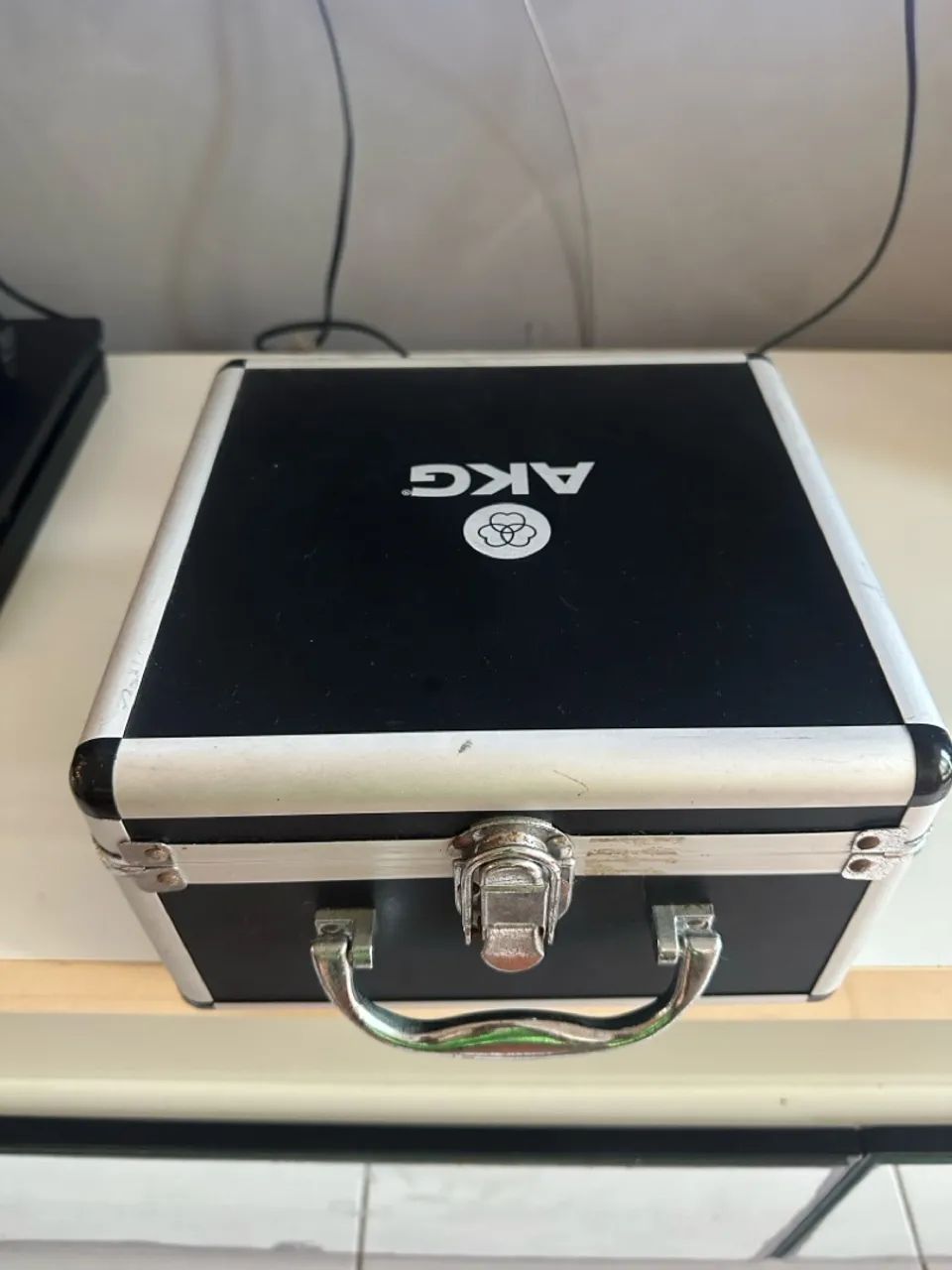 Microfone Condensador AKG P220 - Alta Qualidade - Foto 4