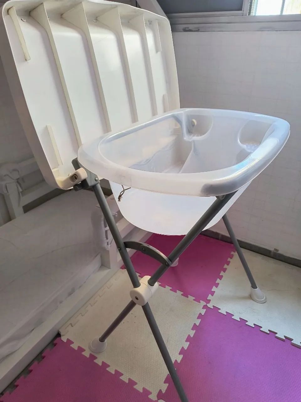 Banheira + Trocador Burigotto Tchibum - Ótimo estado! - Foto 3