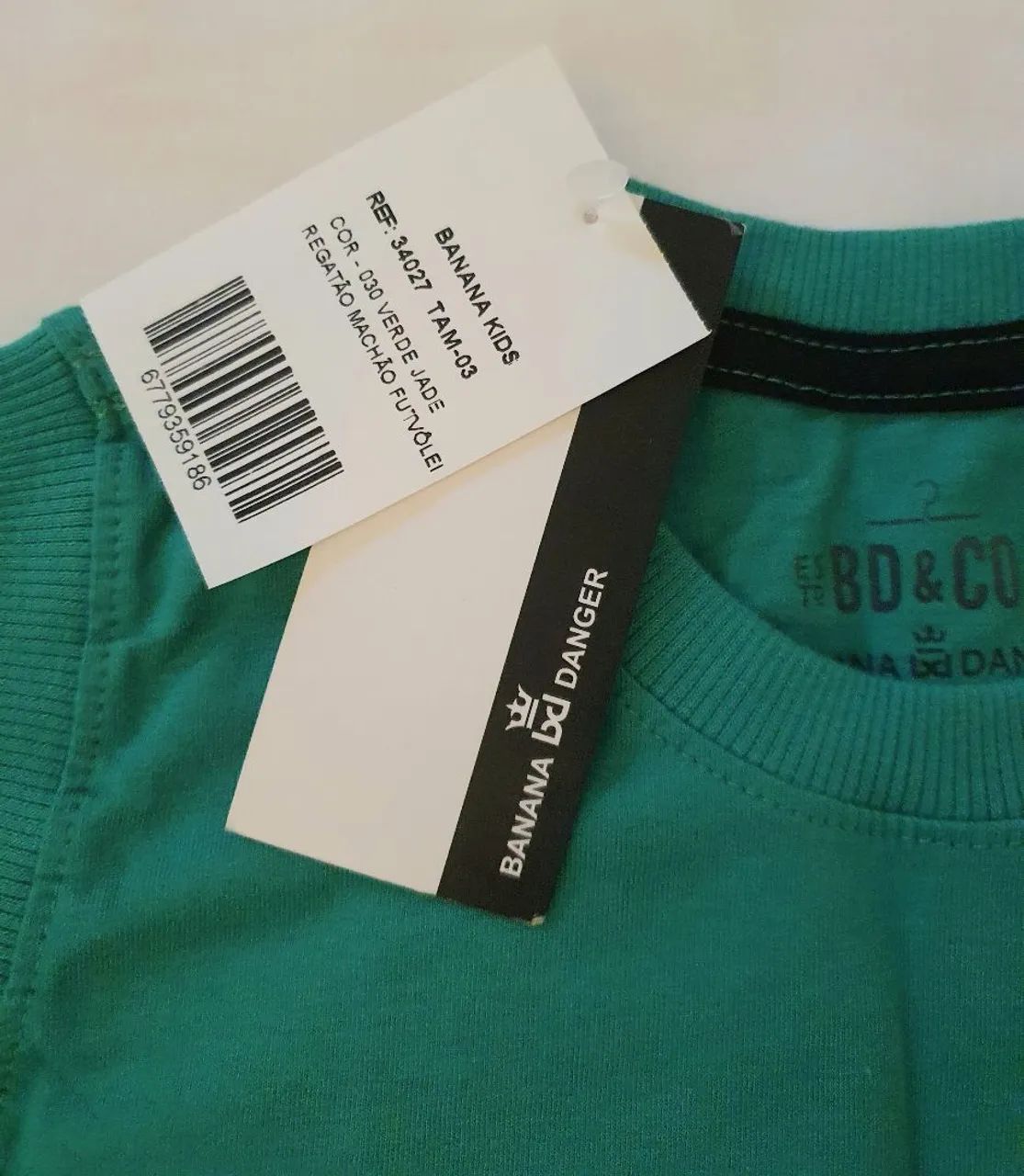 Nova: regata 3 anos Banana Danger verde estampa costas - Foto 3