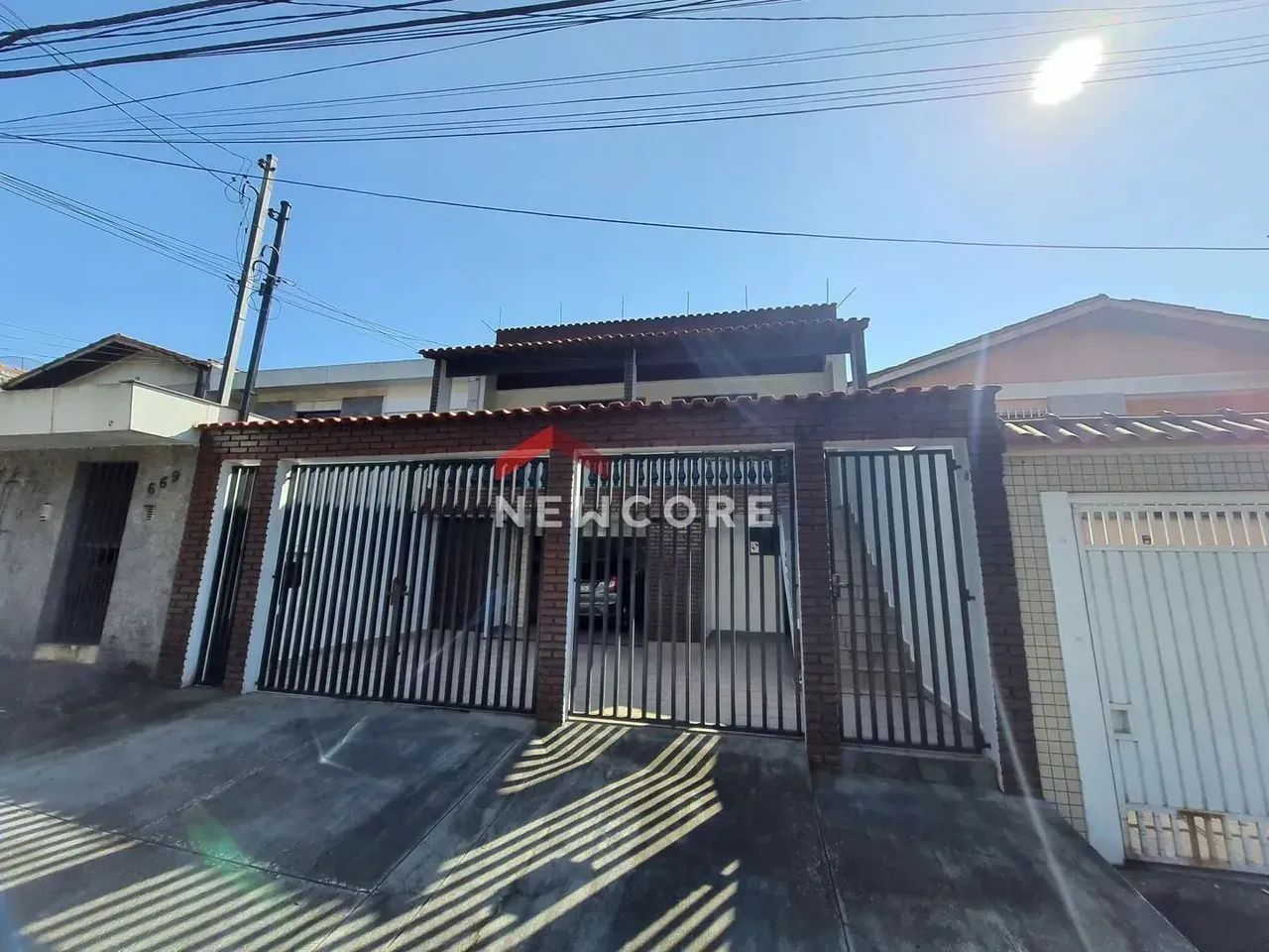 Casa em Rua Guaxinduva - Parque Jaçatuba - Santo André/SP