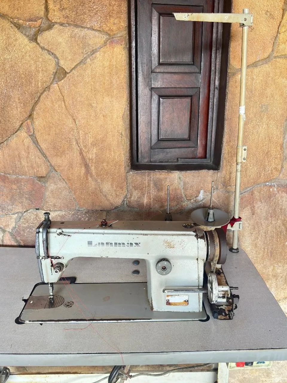 Máquina de Costura Industrial Lanmax