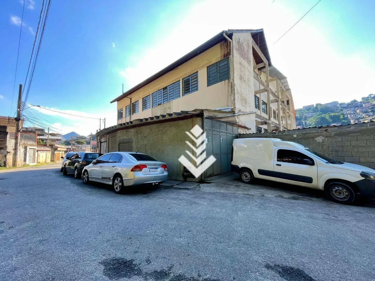 Prédio para alugar, 650 m² por R$ 8.000/mês - Catarcione - Nova Friburgo/RJ