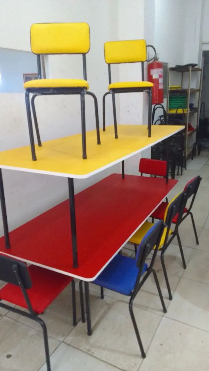 Conjuntos mesas infantil coloridas64962149495170120