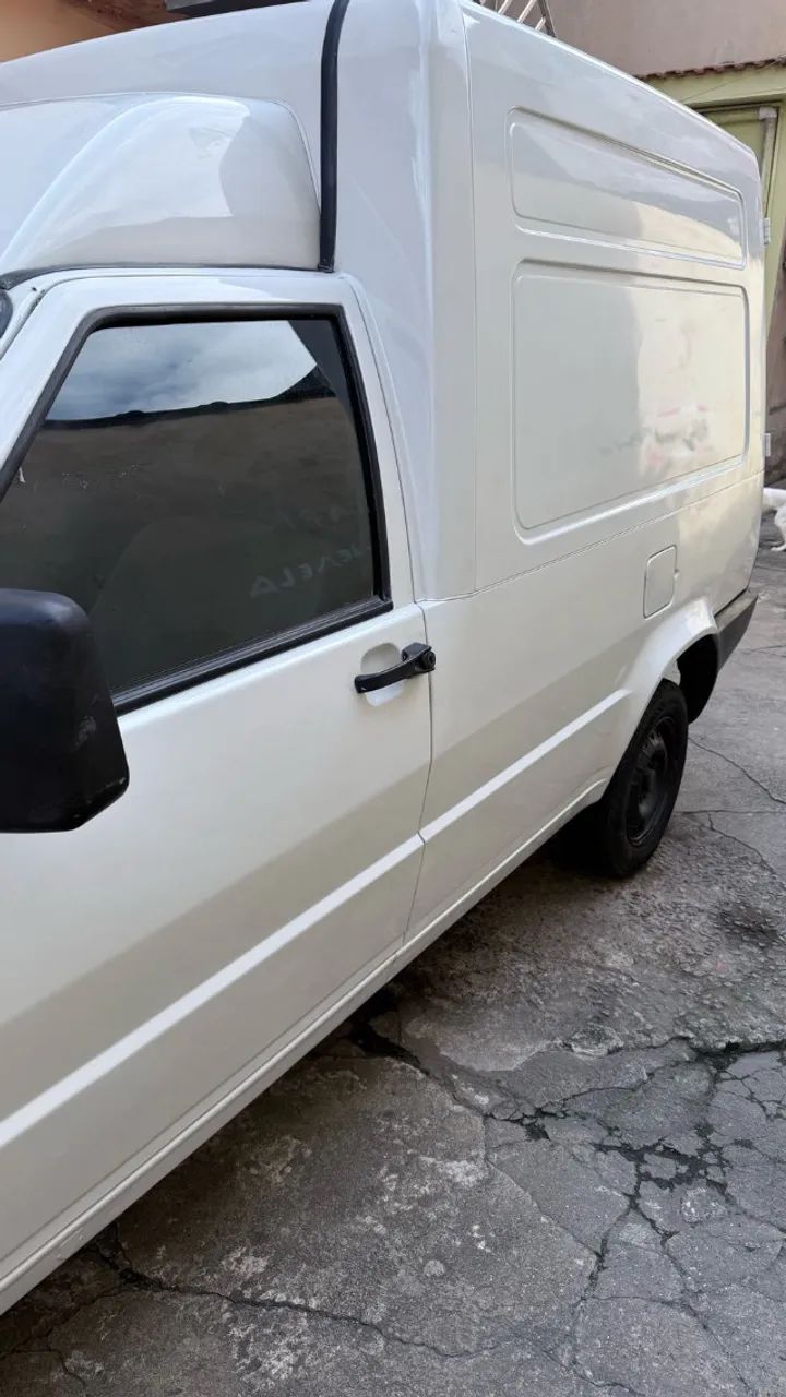 Vendo Fiat Fiorino 1.3 Fire 2011 - Único Dono - Foto 2