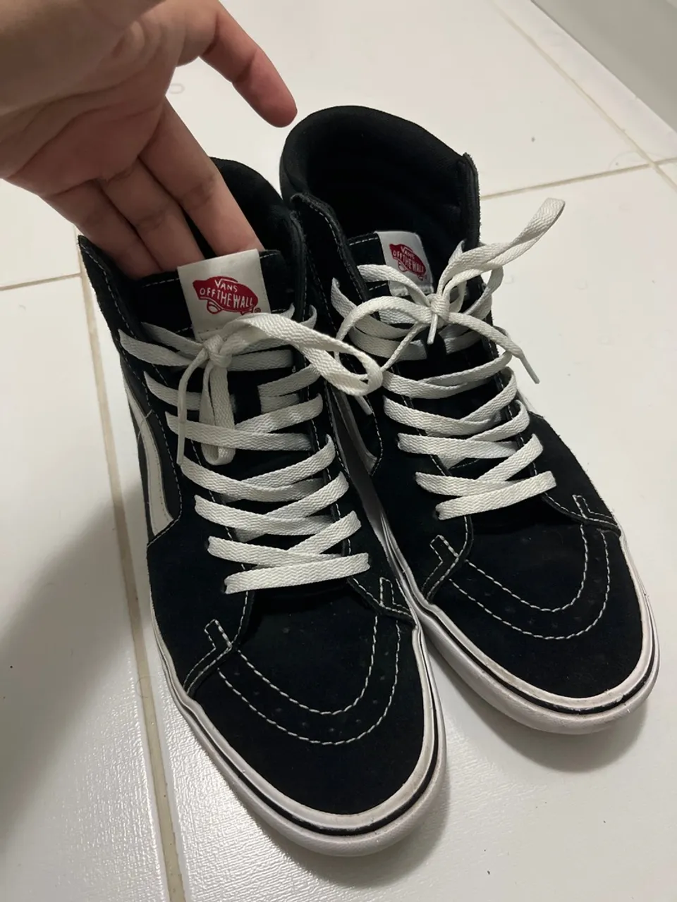 Tênis Vans Sk8-Hi Preto e Branco
