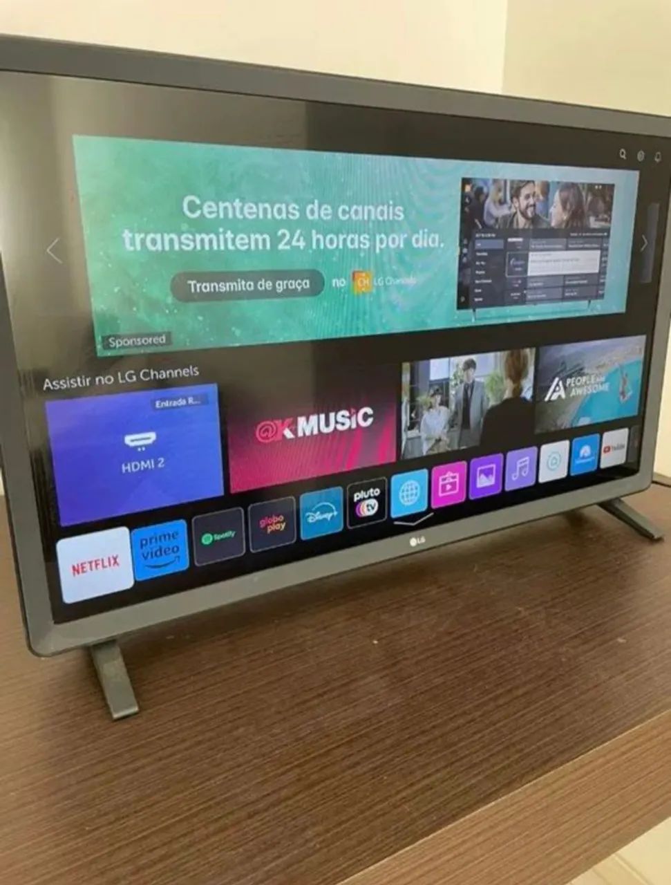 TV LG Smart 4K com centenas de canais grátis