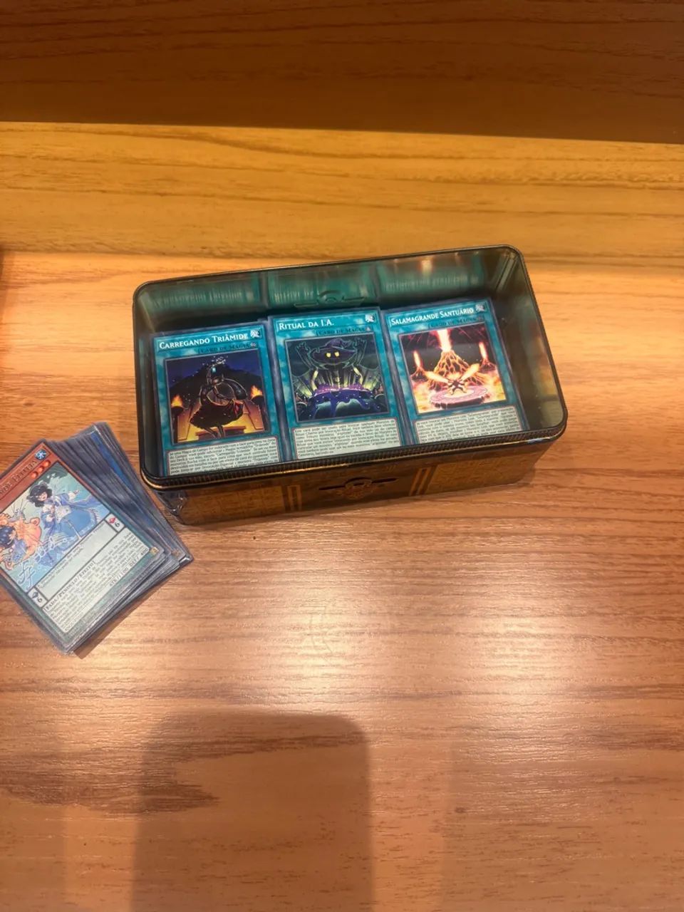 Lata Yu-Gi-Oh! Colecionável cartas magic - Foto 5