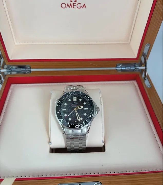 Relógio Omega Seamaster 007 James Bond