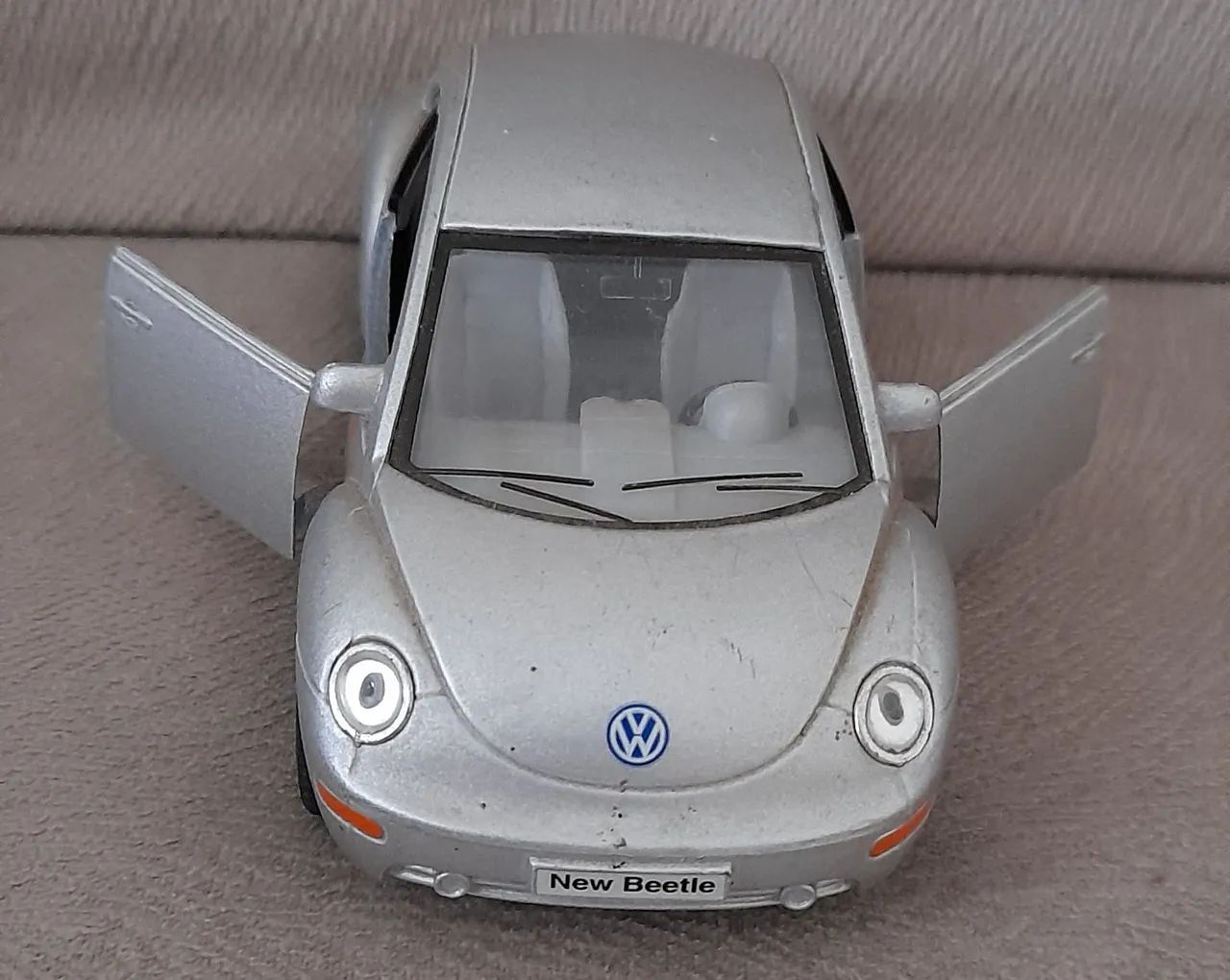 Miniatura Volkswagen New Beetle - Hobbies e coleções - Sete de