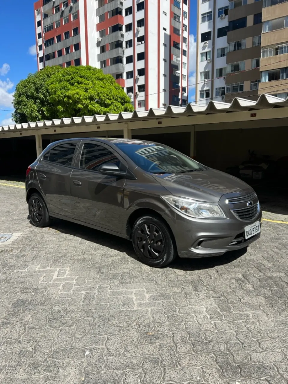 Onix LT 1.0 2015 - particular