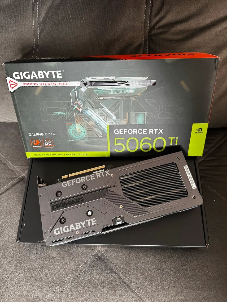RTX 5060 TI  GIGABYTE OC triple fan  - Foto 2