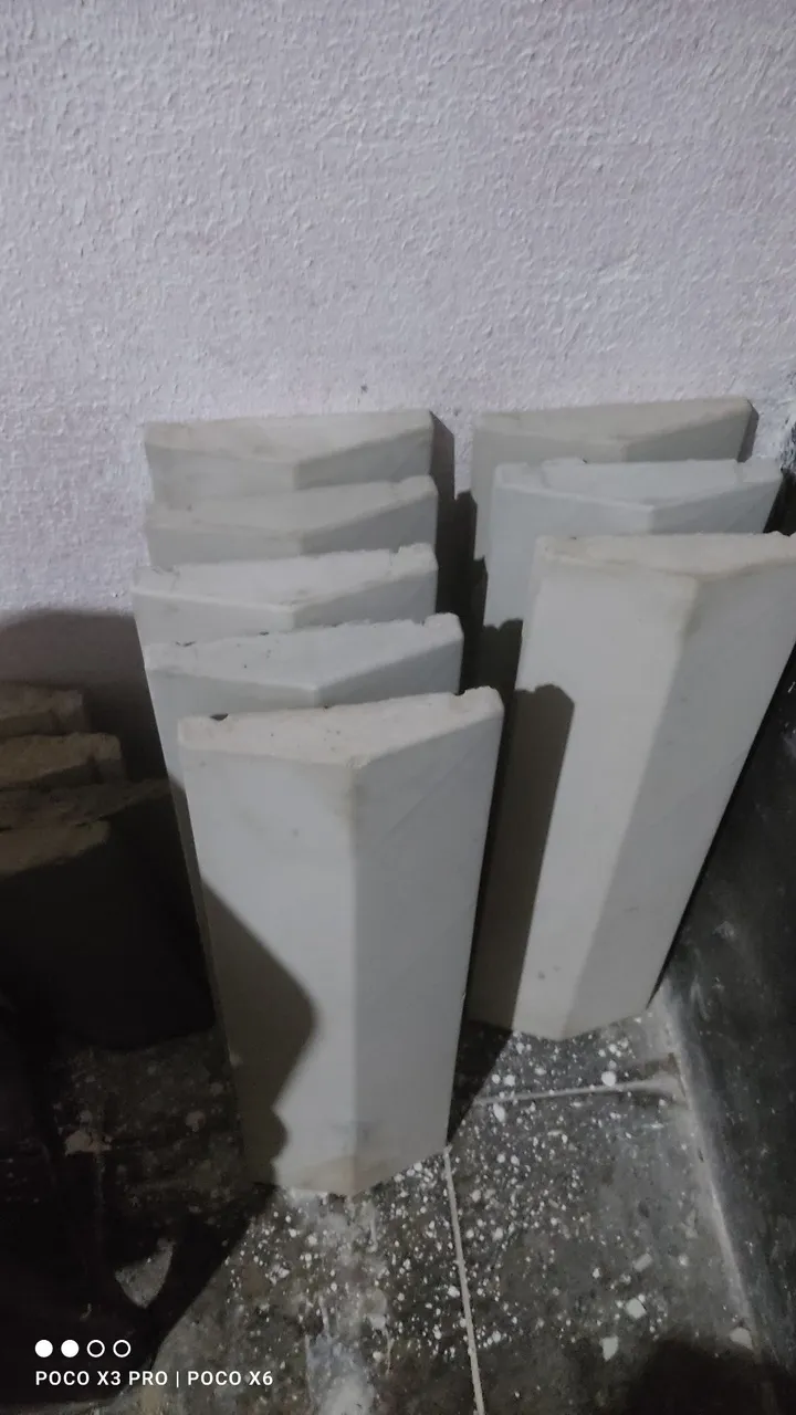 Pingadeira de concreto para muro