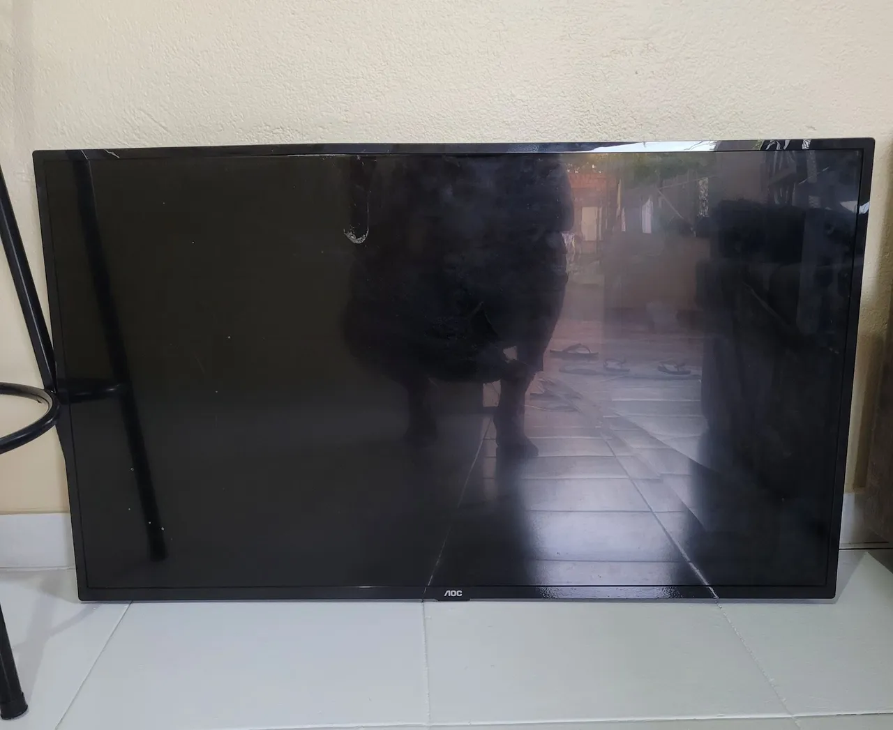 RETIRADA DE PEÇAS - TV SMART AOC 42 polegadas