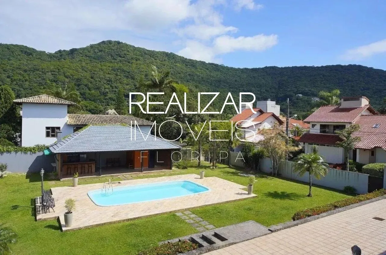 Casa com 3 quartos no bairro Lagoa da Conceição - Florianópolis