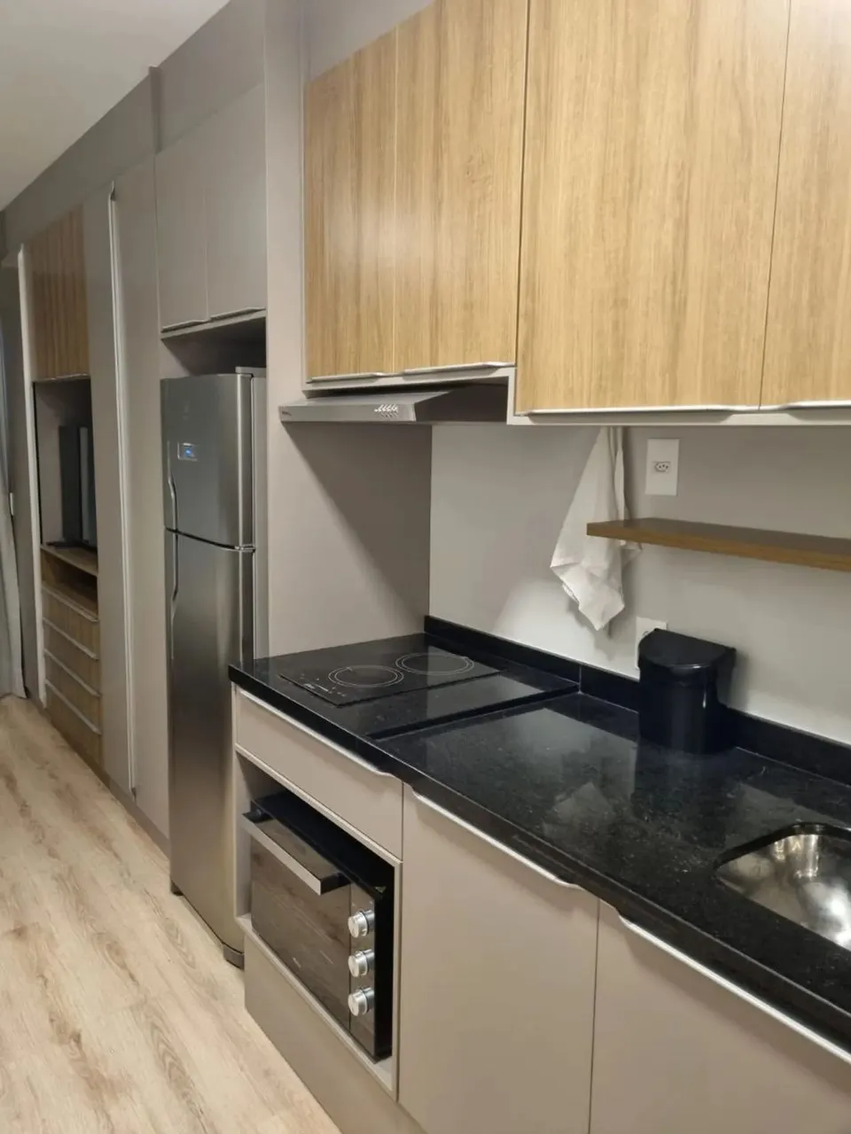 Belíssimo Studio mobiliado e decorado para locação no Air Brooklin