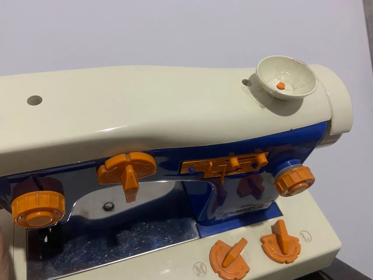 Mini máquina de costura Estrela - Foto 2